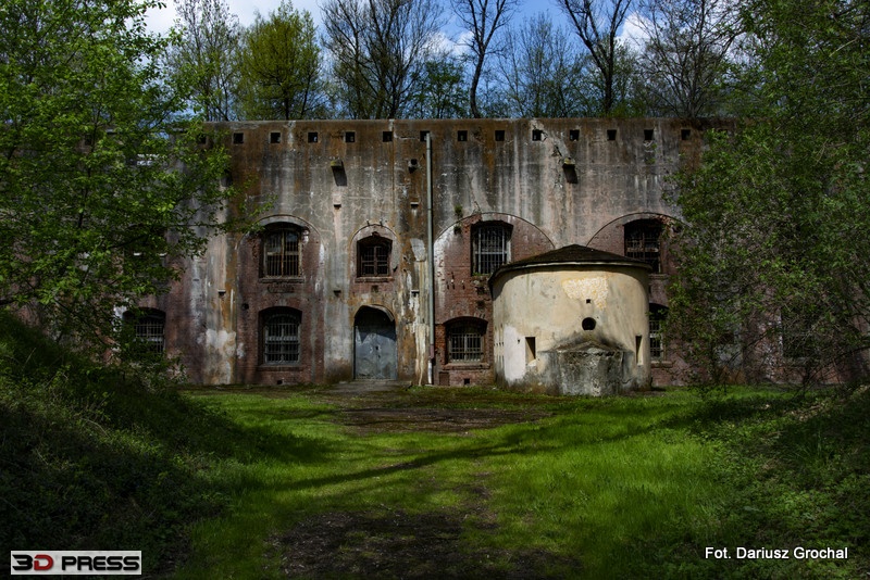 IS 1 fort dłubnia 11