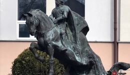 NIEPOŁOMICE