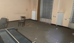 Nowa Huta: Budynek Z Centrum Administracji. 2021-05-21