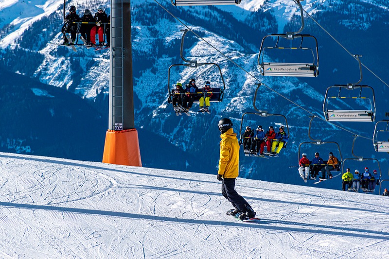 snowboarding 4763731 1920